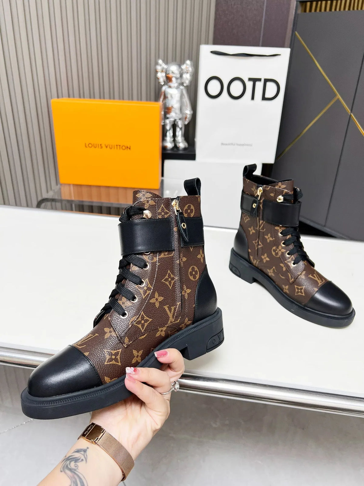 Women Boots S26222
