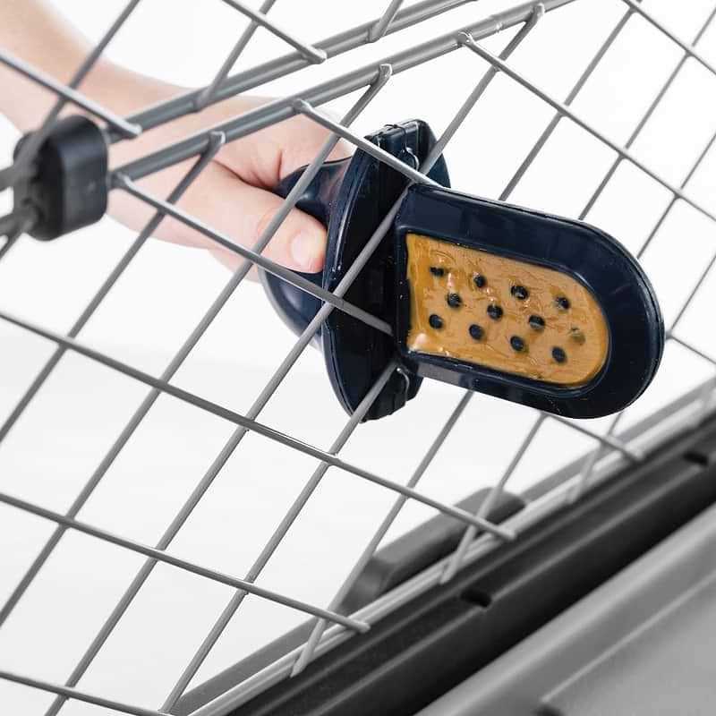 Dog Crate Training Aid L2273