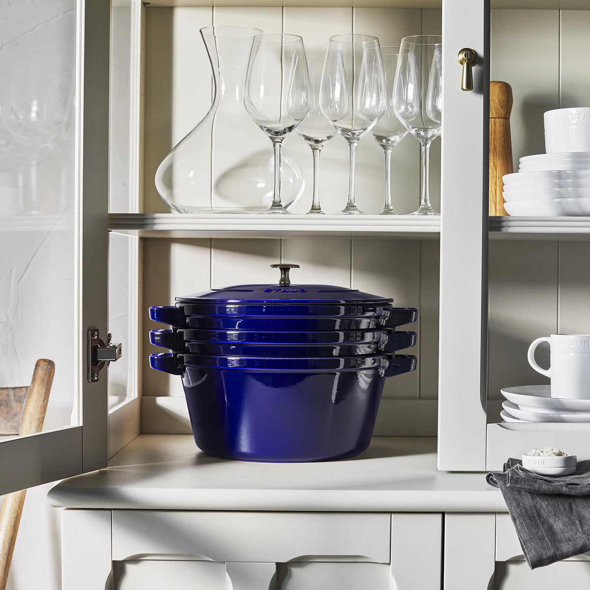 Dark Blue 4-pc Cast Iron Cookware Set V694620