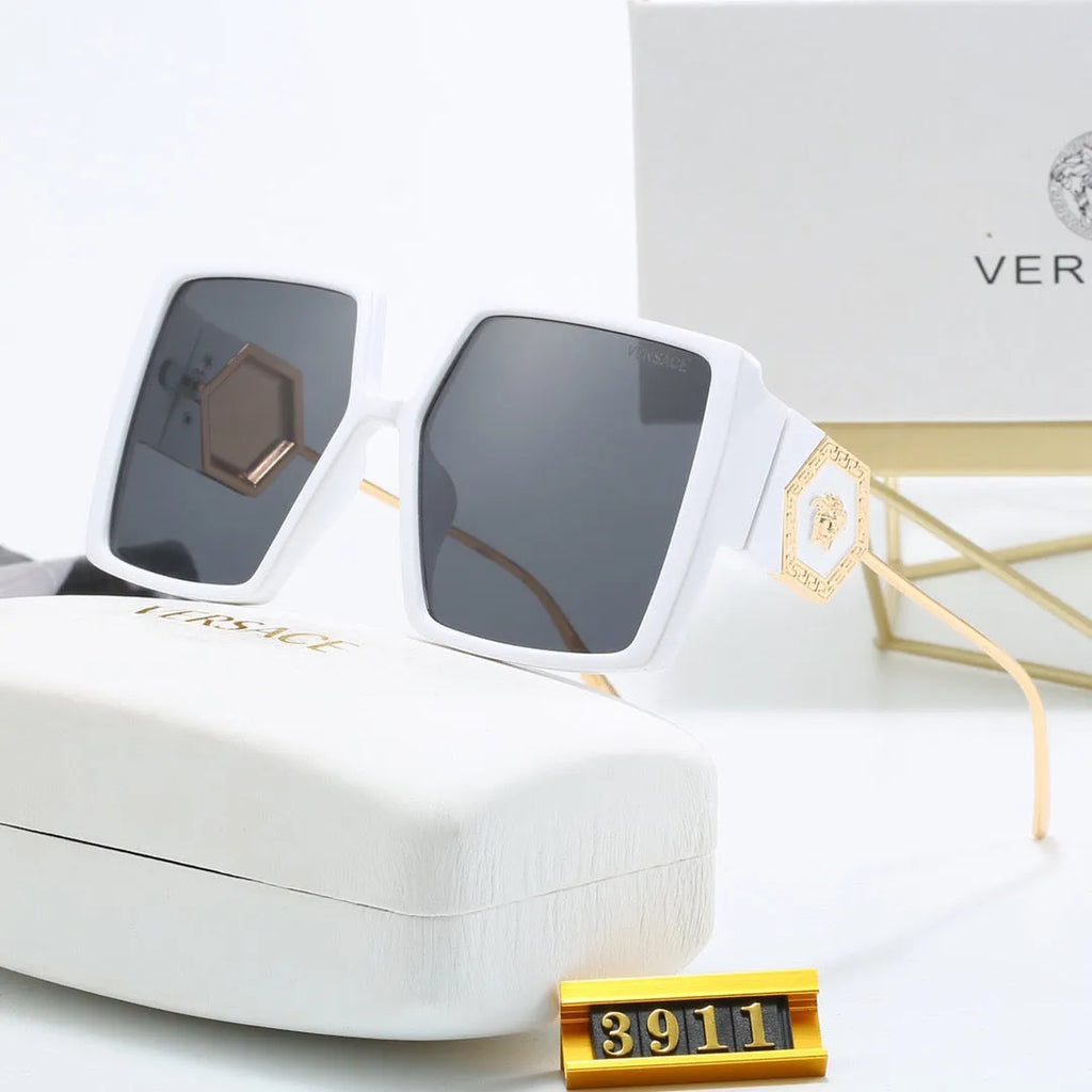 Fashionable Sunglasses N92758