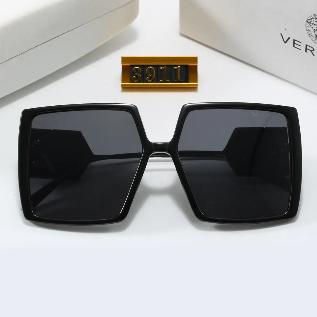 Fashionable Sunglasses N92758