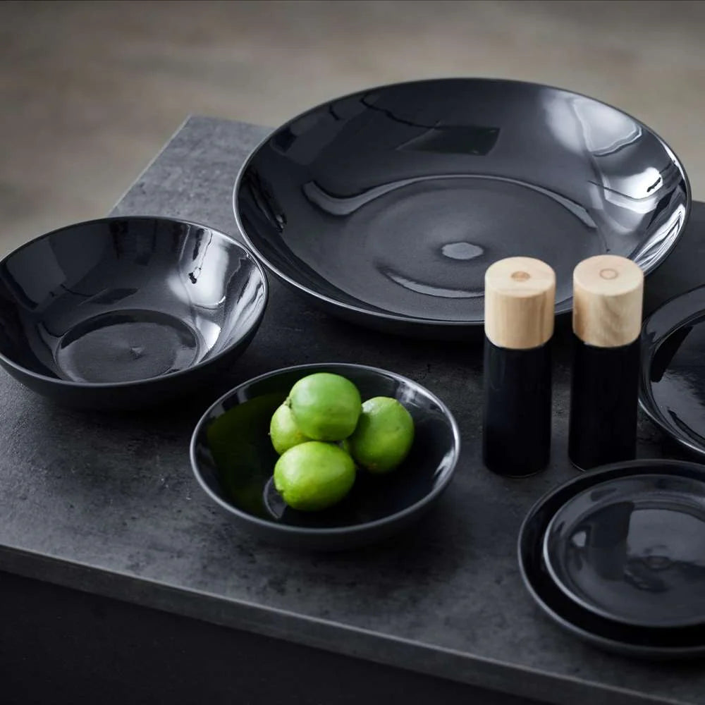 Salt & Pepper 17cm Galaxy Black Bitz F71692