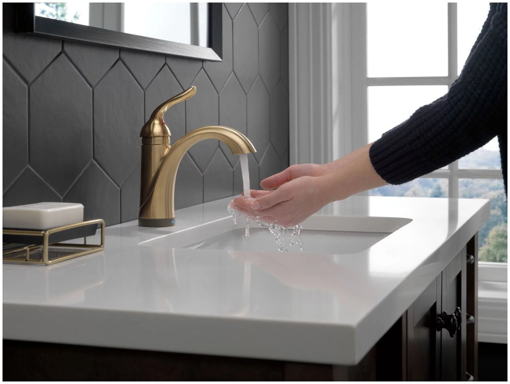 Venetian Bronze Single Handle Bathroom Faucet X778211