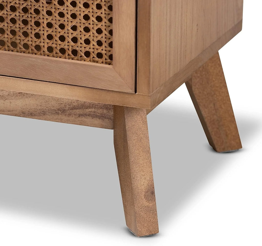 26-Inch High 3-Drawer Nightstand D655