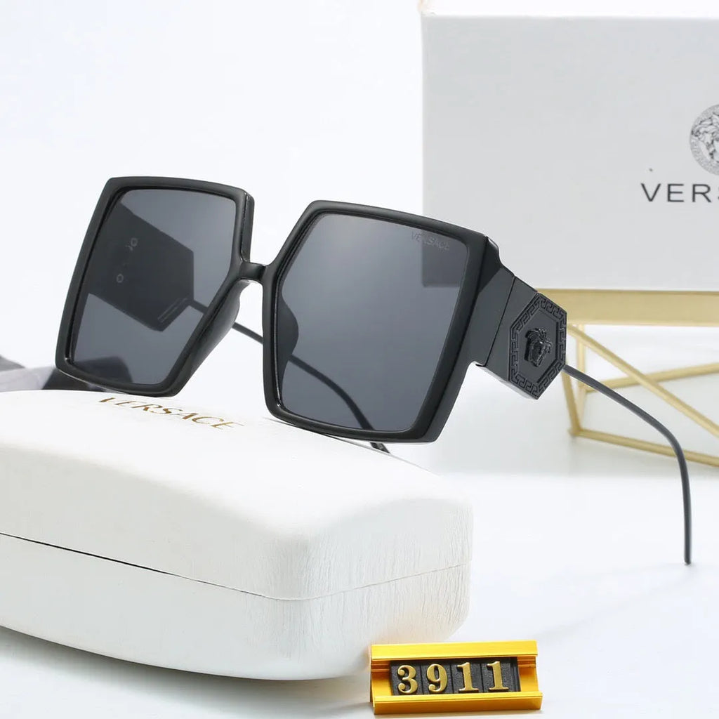 Fashionable Sunglasses N92758