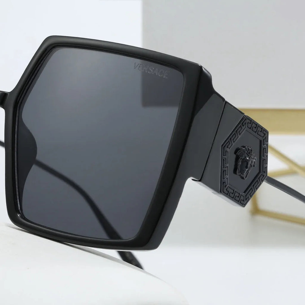 Fashionable Sunglasses N92758