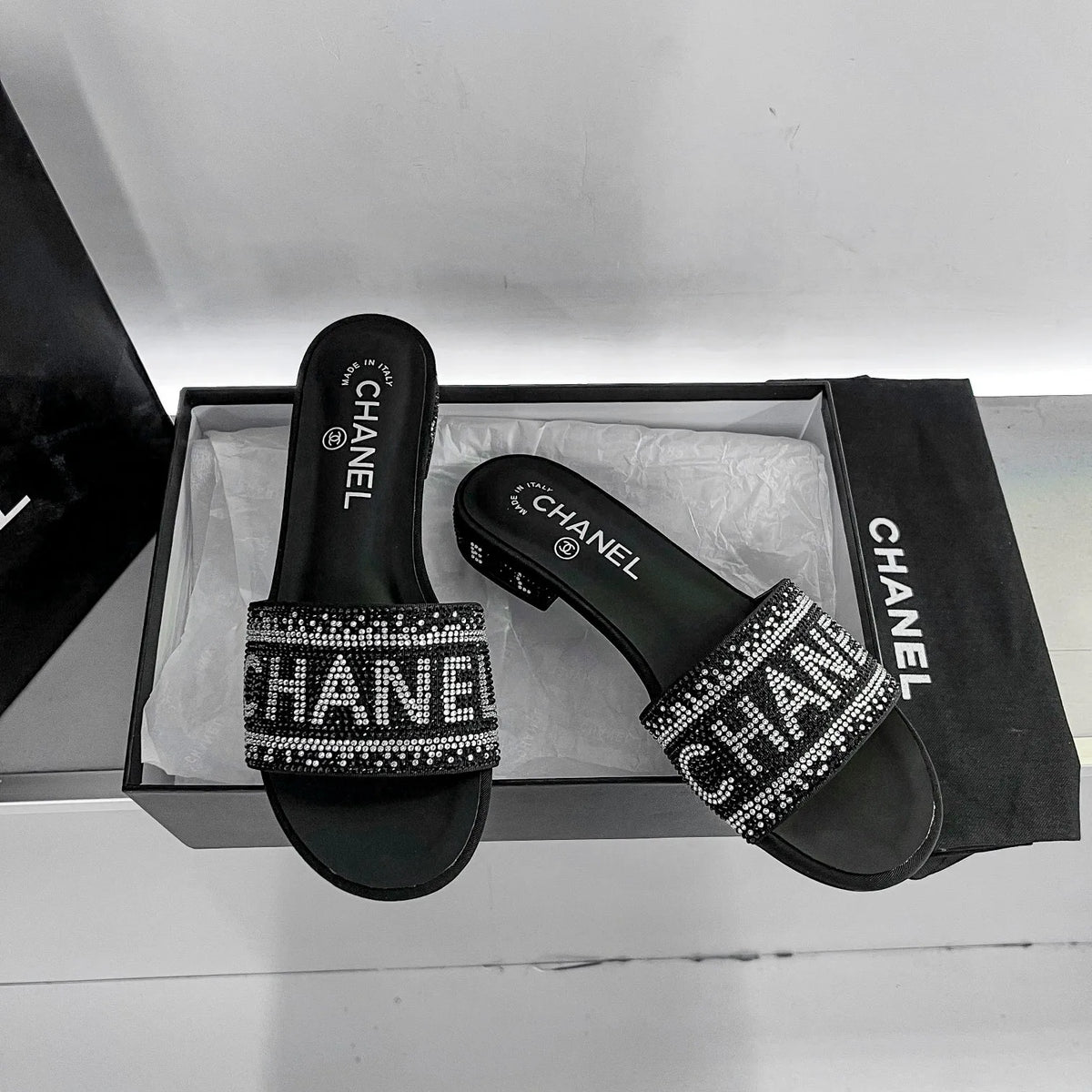 Blingbling Diamond Slippers T91764