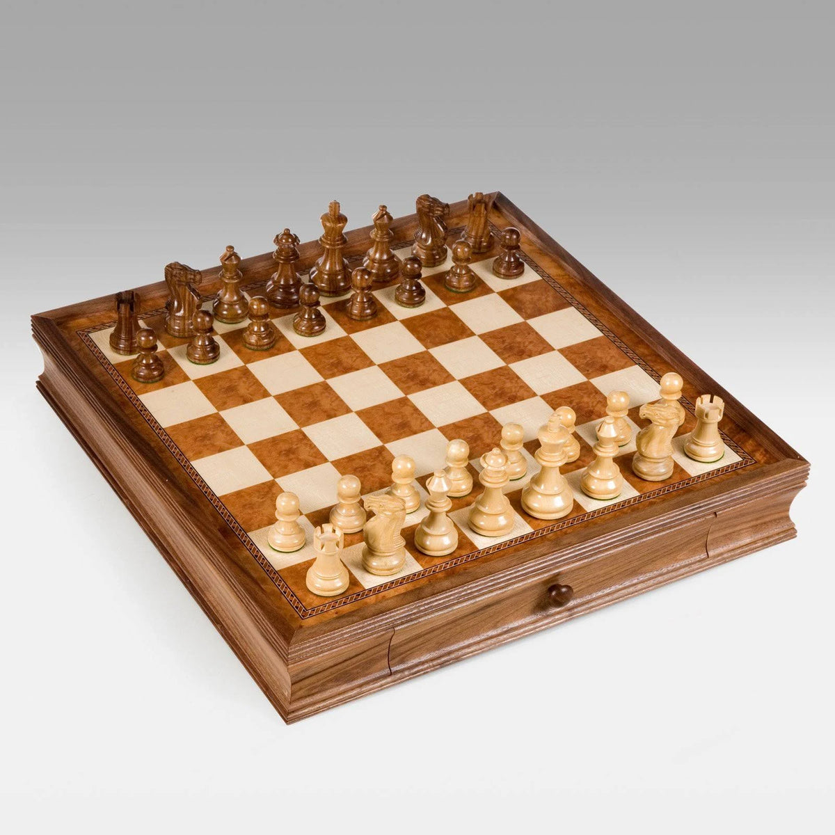 English Style Chess Set with Storage Drawers, 19 inch B58675