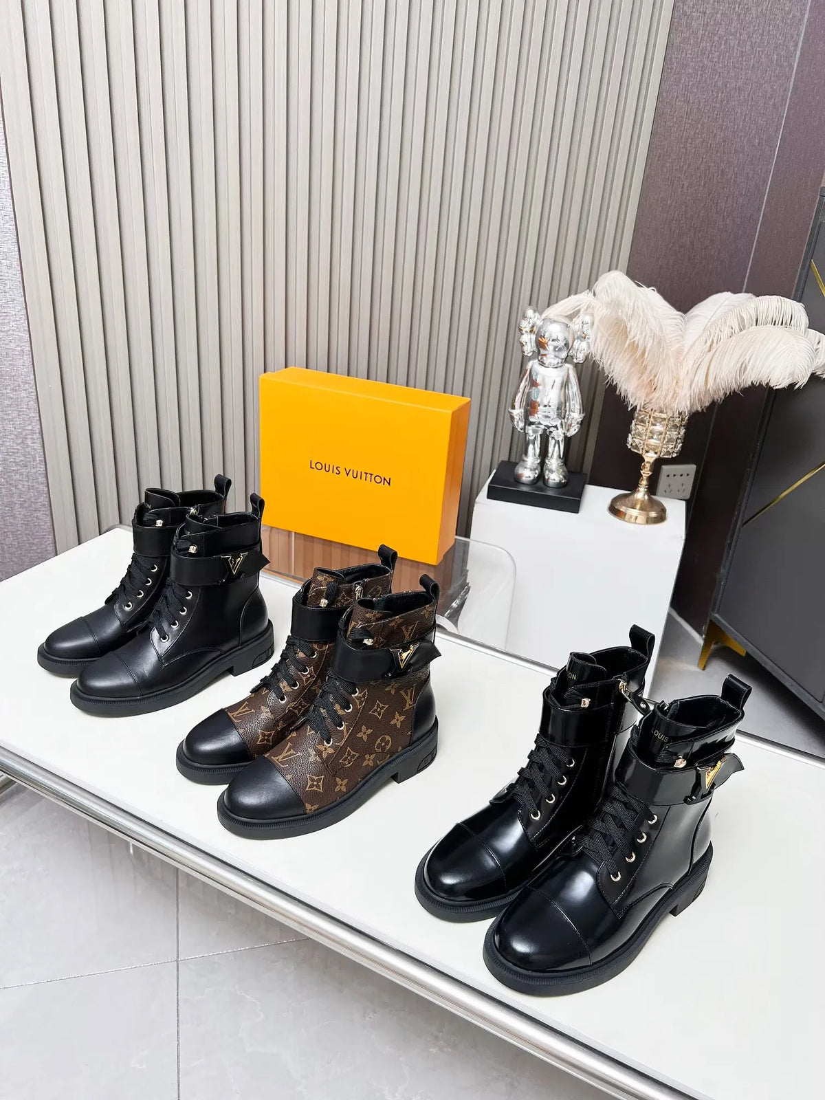 Women Boots S26222
