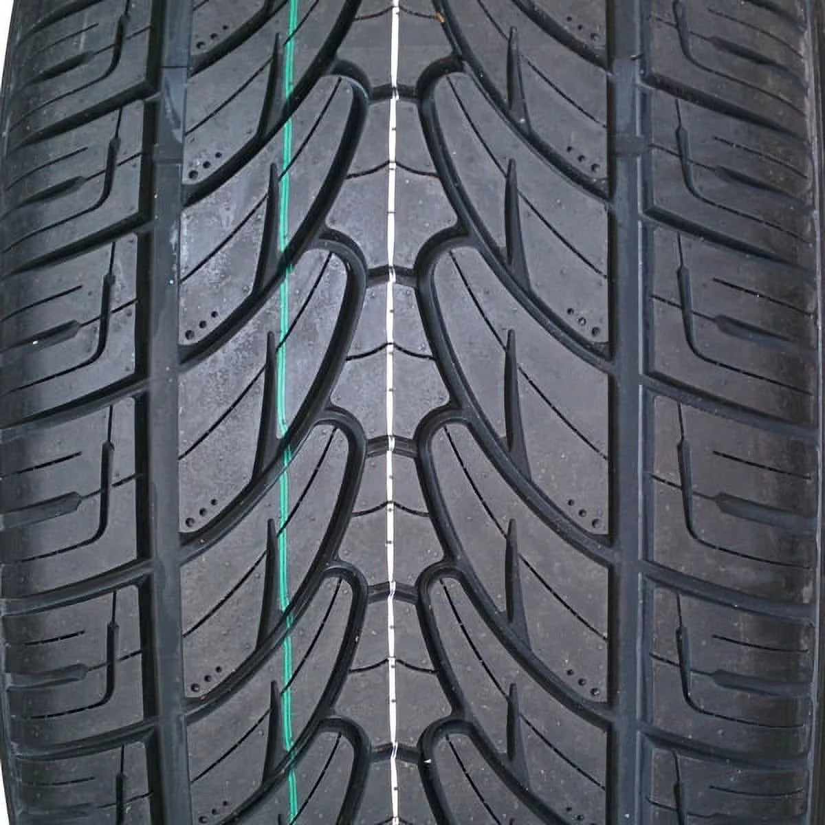Set of 4 275/55R20 117V XL All Season M+S Performance SUV/Pickup Tires D704