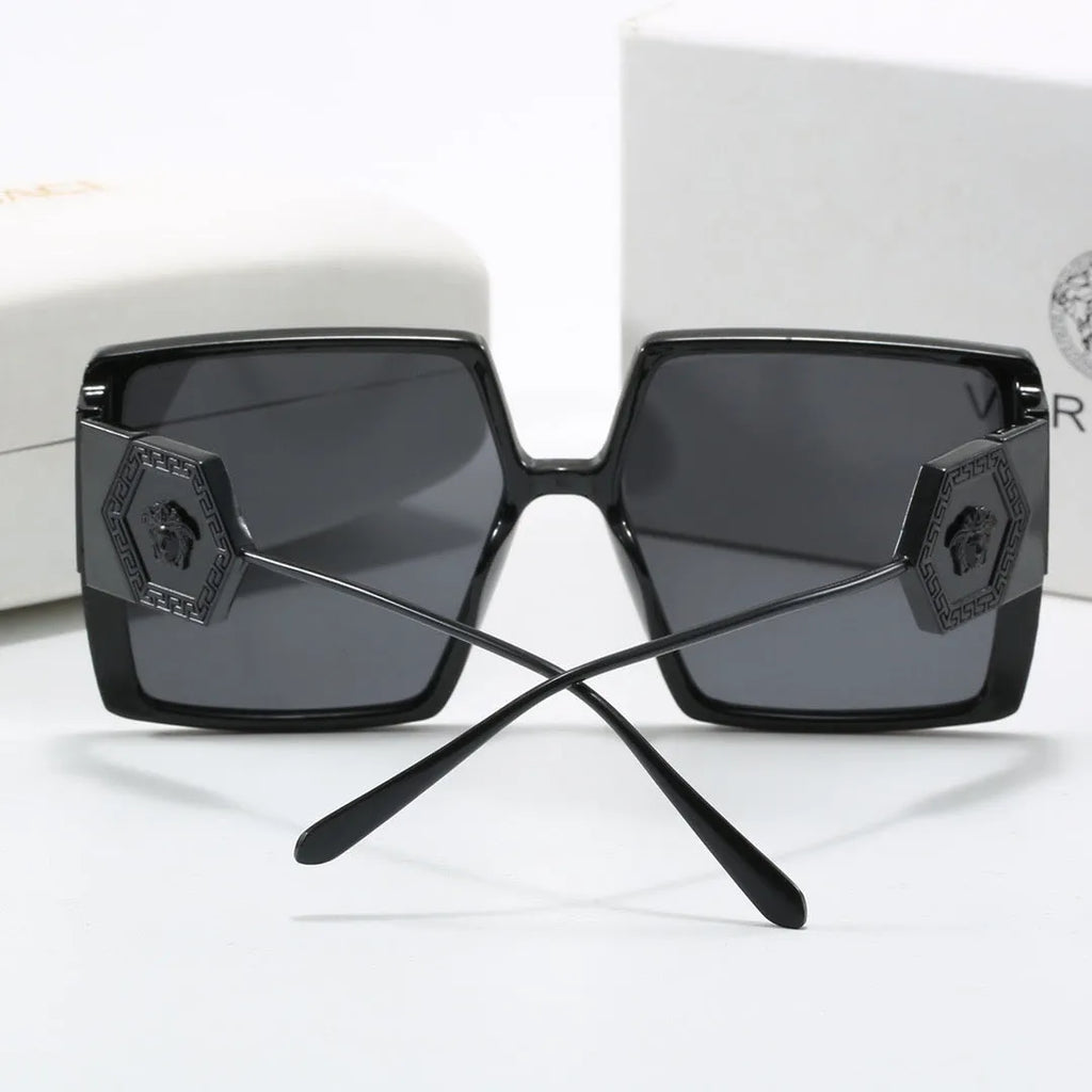 Fashionable Sunglasses N92758