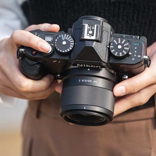 20mm F2.8 Full Frame AF Prime Wide Angle Lens L65845